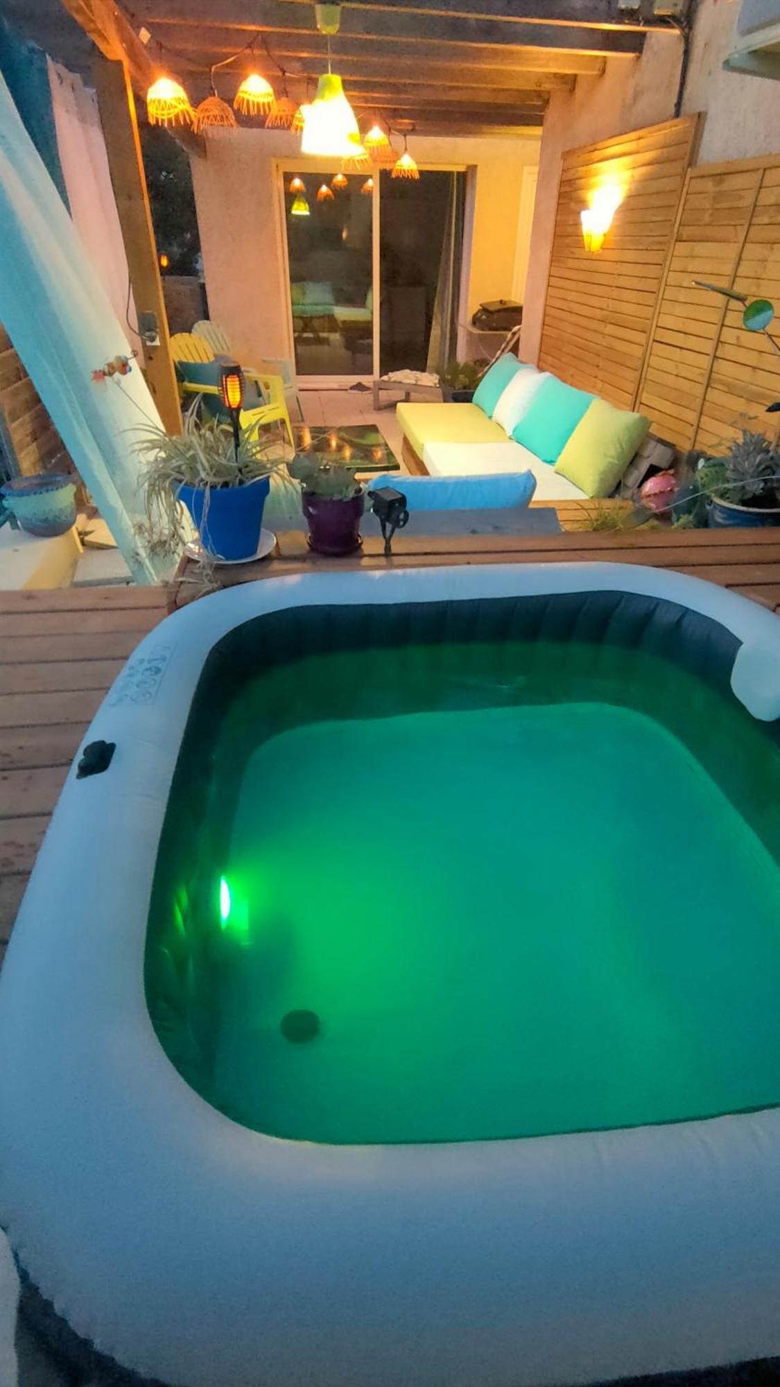 Dans Aquarelle Apartment